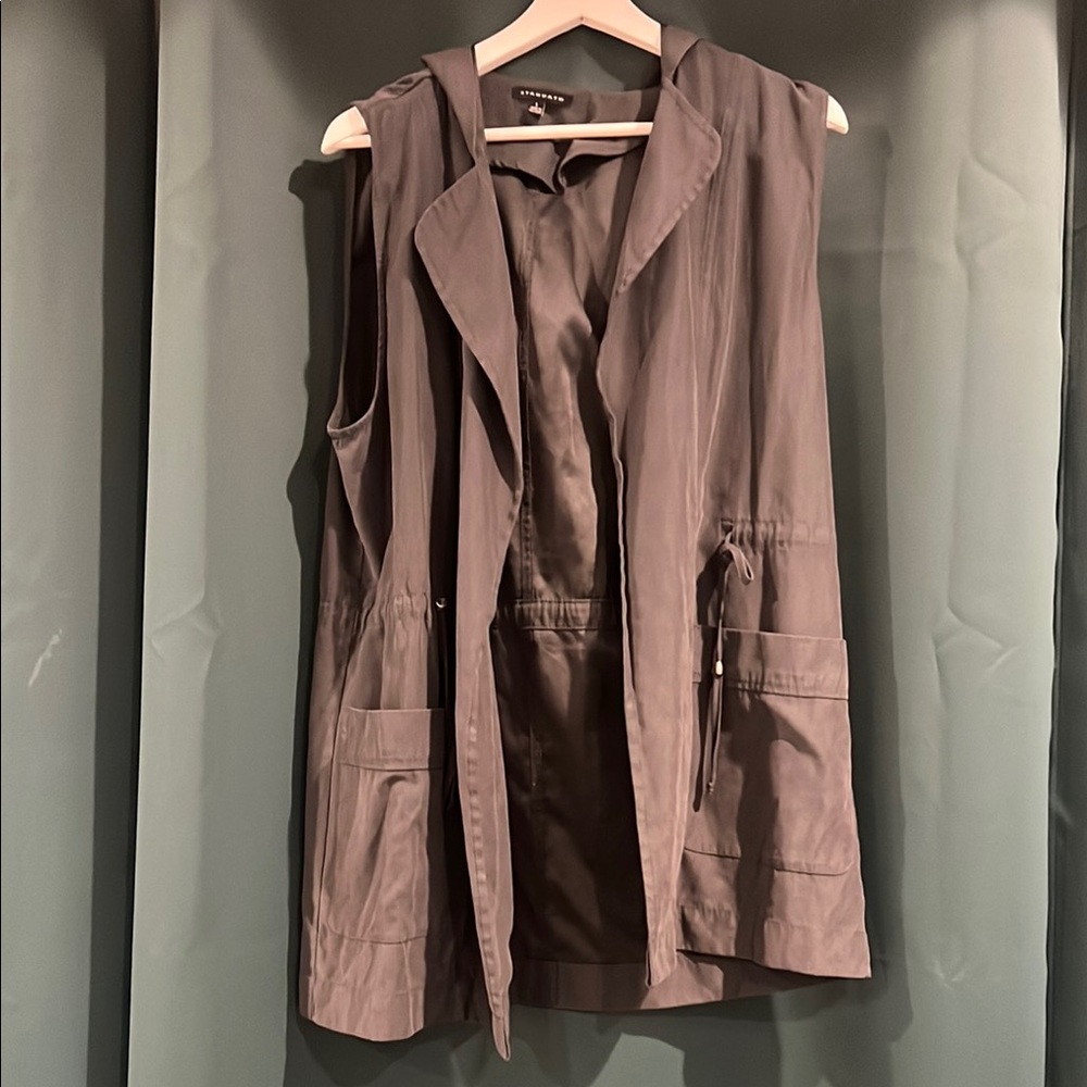 Gray Sleeveless Jacket